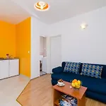 & Tapera- Comfort One-bedroom With Terrace And Garden View