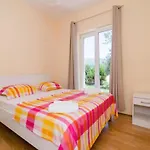 Apartment & Tapera- Comfort One-bedroom With Terrace And Garden View