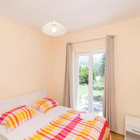 & Tapera- Comfort One-bedroom With Terrace And Garden View * Dubrovnik
