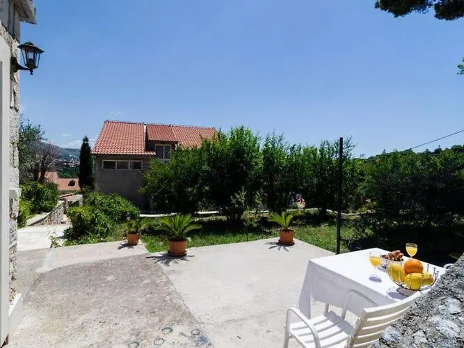 & Tapera- Comfort One-bedroom With Terrace And Garden View Appartement *