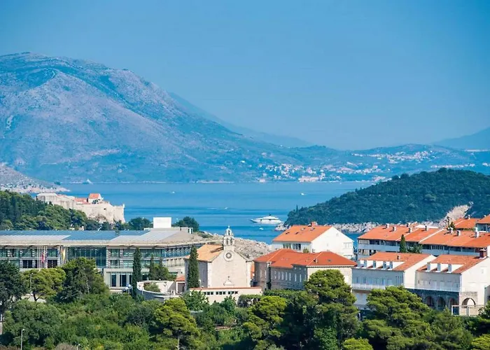 Apartman & Tapera- Comfort One-bedroom With Terrace And Garden View *