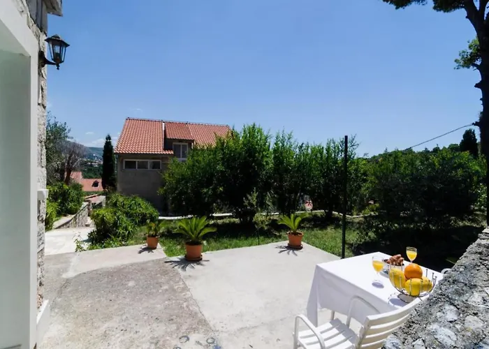 & Tapera- Comfort One-bedroom With Terrace And Garden View Apartman