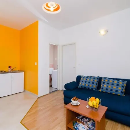 & Tapera- Comfort One-bedroom With Terrace And Garden View