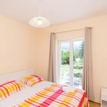 Apartment & Tapera- Comfort One-bedroom With Terrace And Garden View